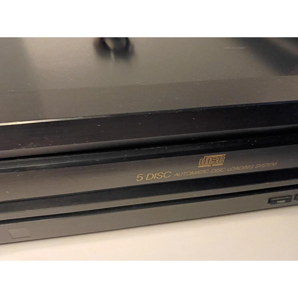 Sony CDP-C401 5-Disc Automatic Disc Loading CD Player w remote